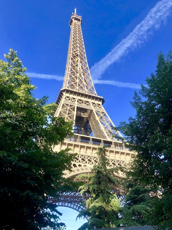 tour eiffel parigi viaggio