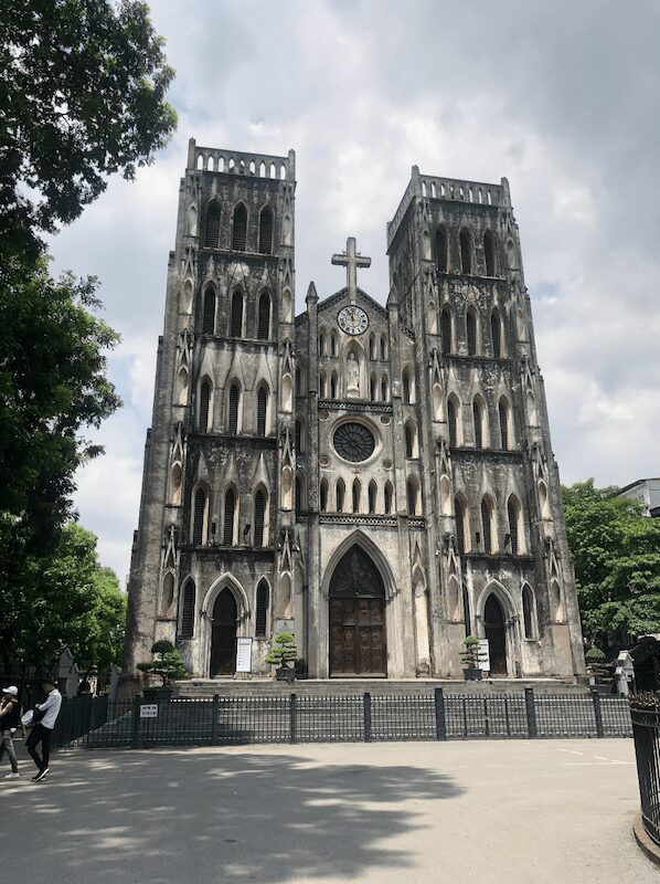 sattedrale san giuseppe hanoi