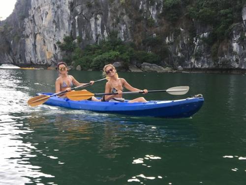 Ha long baia crociera halongbay kayak2