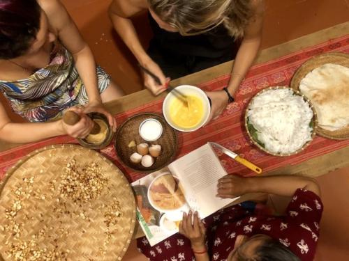 Hoi An bamboo workshop traditional food 3