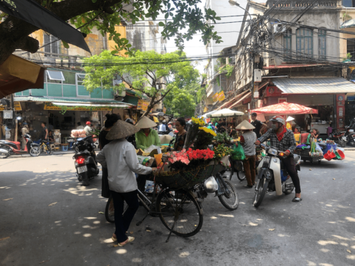 hanoi street food vecchia hanoi itinerario vietnam mercato