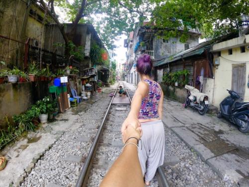 hanoi train street vecchia hanoi itinerario vietnam